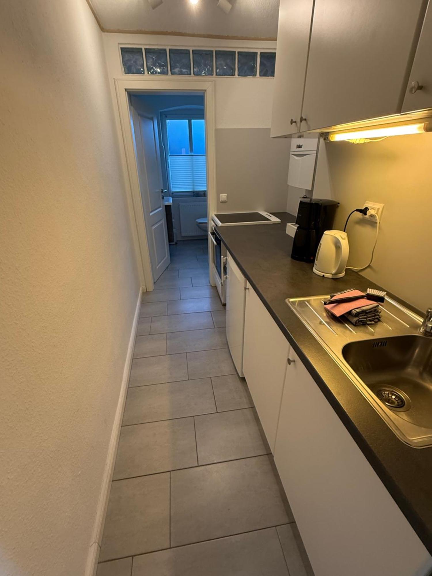 Ferienwohnung „Ole Karkenwech“ Husum-Roedemis 후줌 외부 사진